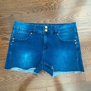 Women’s Guess jean shorts